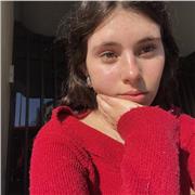 Soy profesora particular con más de 4 años de experiencia. Hago clases a personals de todas las edades y de variades asignaturas.
